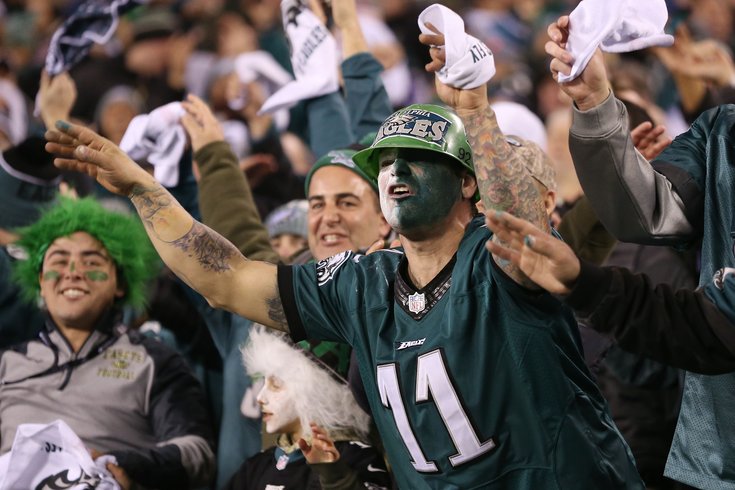 012518_Eagles-fans_usat