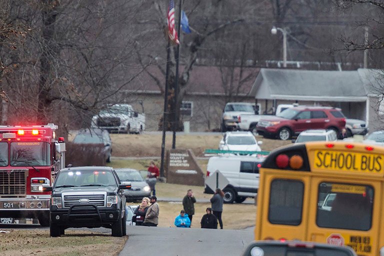 1 killed, many wounded in Kentucky school shooting