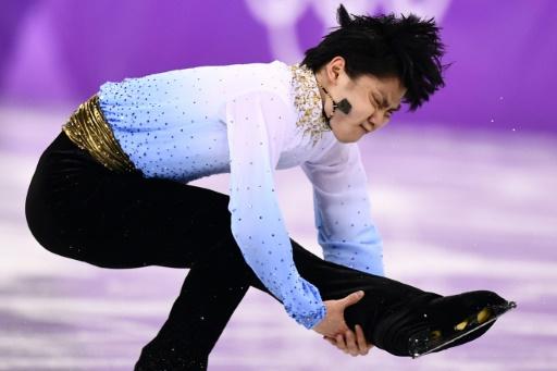 Defending champ Hanyu on top after sparkling Olympic showing