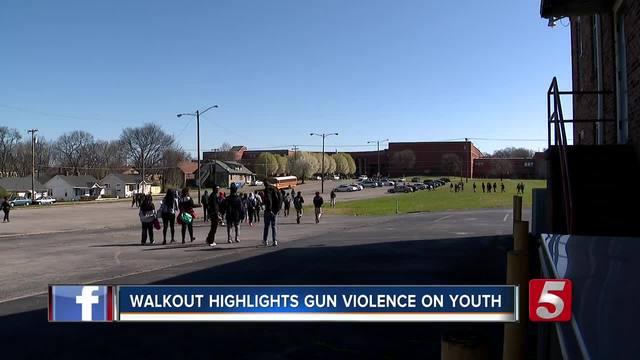 Video shows deputy's inaction outside Parkland school during shooting