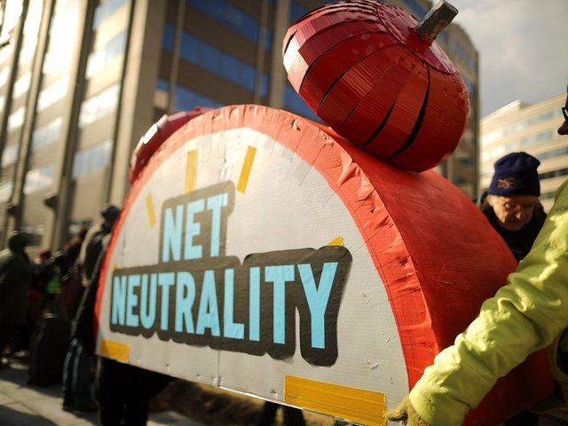 Democrats introduce bill to restore net neutrality rules, but it's probably doomed