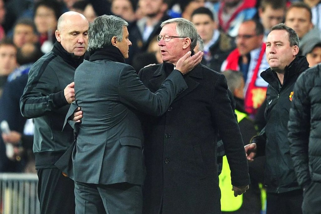 Man United legend Alex Ferguson angry with current boss Mourinho over 2006 handshake