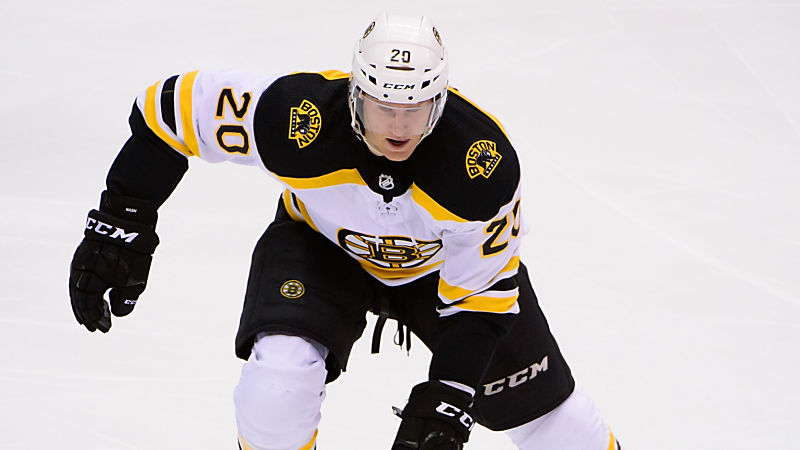 Boston Bruins forward Riley Nash