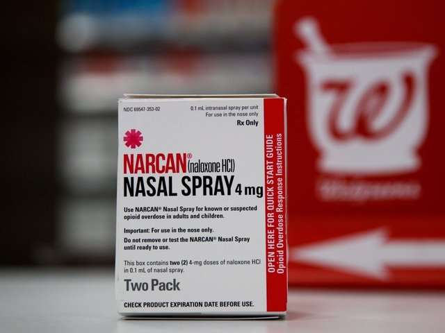 Surgeon general issues rare advisory, calls on public to carry opioid overdose reversal drug