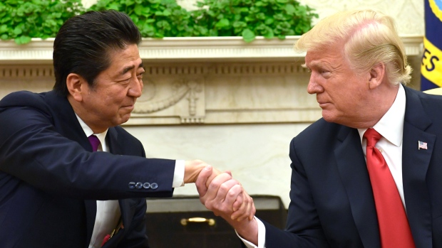 Trump Shinzo Abe