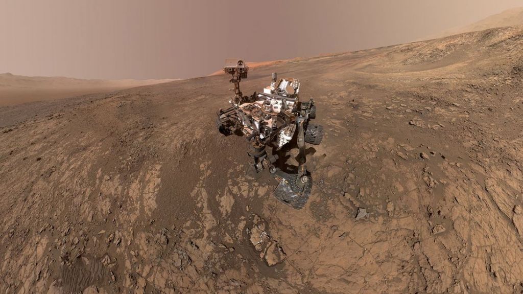 NASA's Curiosity Mars Rover snaps a self-portrait at a site called Vera Rubin Ridge in February 2018