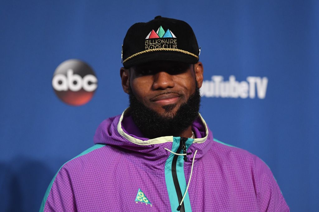 LeBron compares Warriors to Spurs and Patriots after Game 3 loss