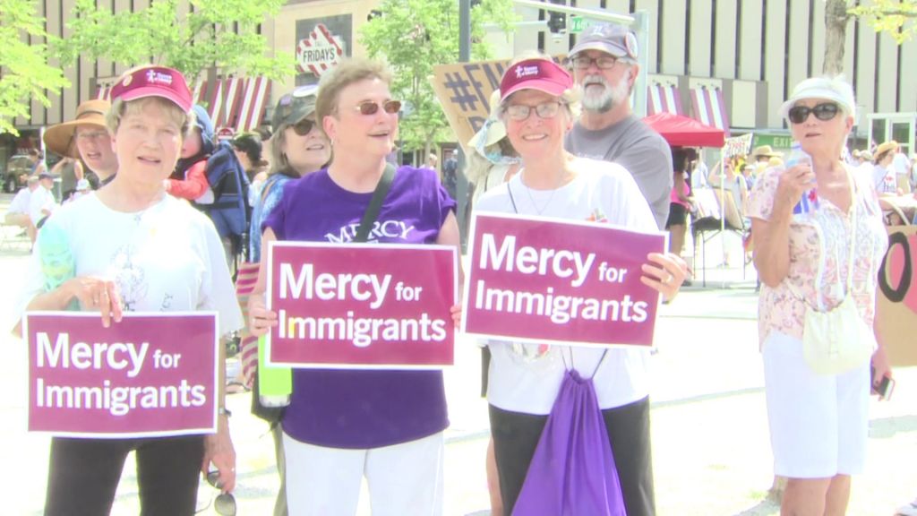 About 1,000 turn out for immigration protest in St. Louis