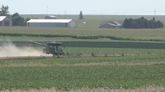 Trump administration announces $12 billion in emergency aid to farmers