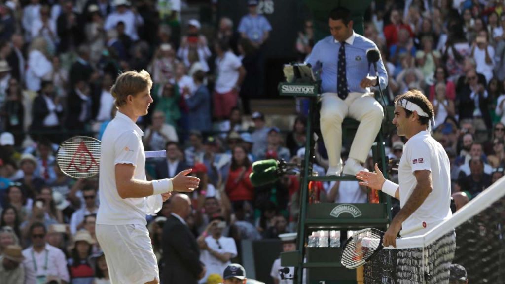 Kevin Anderson beats Federer