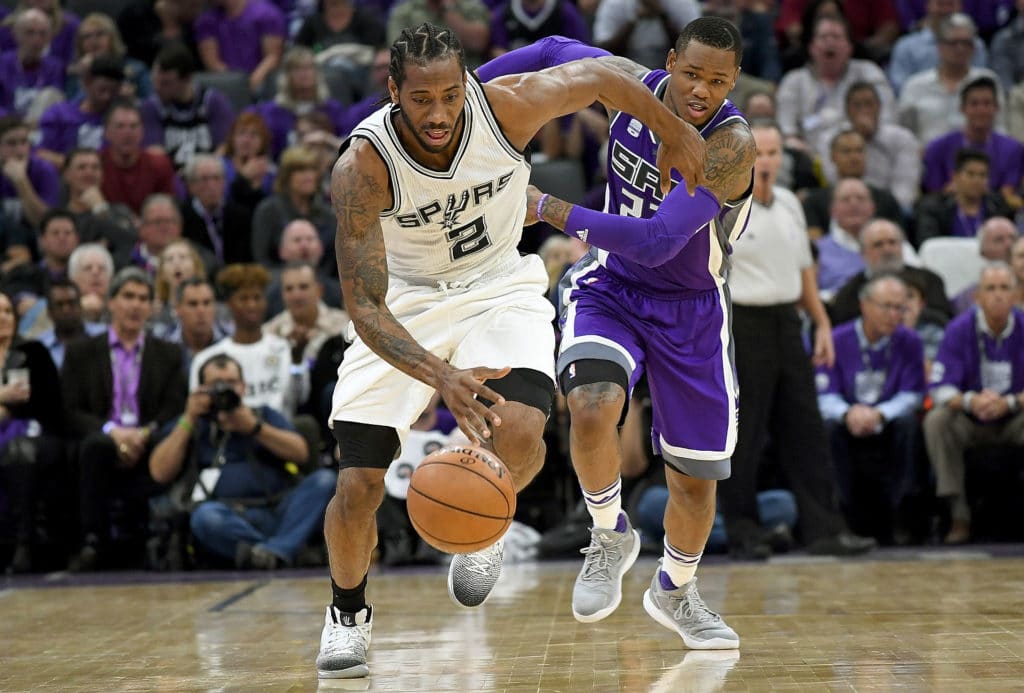 What is an appropriate risk for Sixers to take in their pursuit of Kawhi Leonard