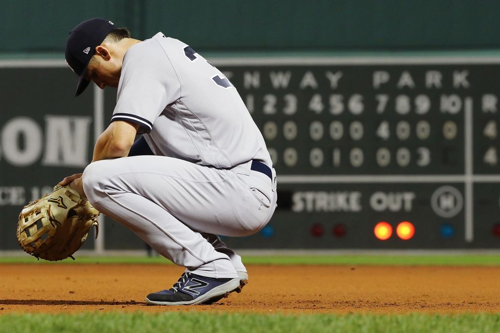 Watch: Benintendi's walk-off seals Red Sox sweep