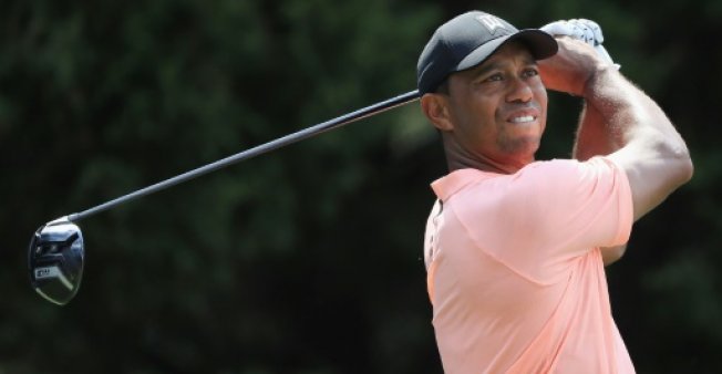 Tiger Woods shares Tour Championship lead