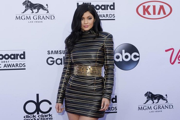 Tyga and Kylie Jenner wear the same shoe and outfit, that’s real love now 1