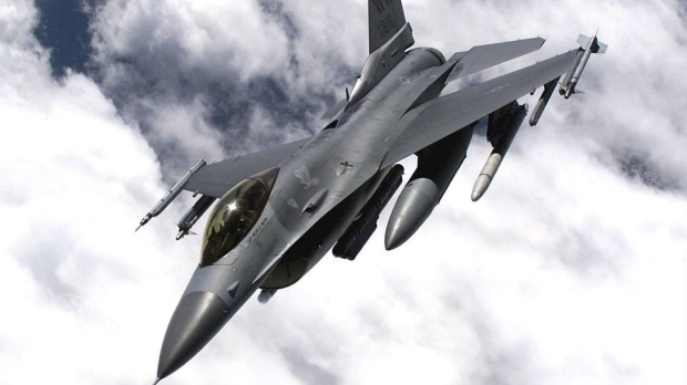 A US Air Force F-16 Fighting Falcon similar to the one that collided with a Cessna over South Carolina