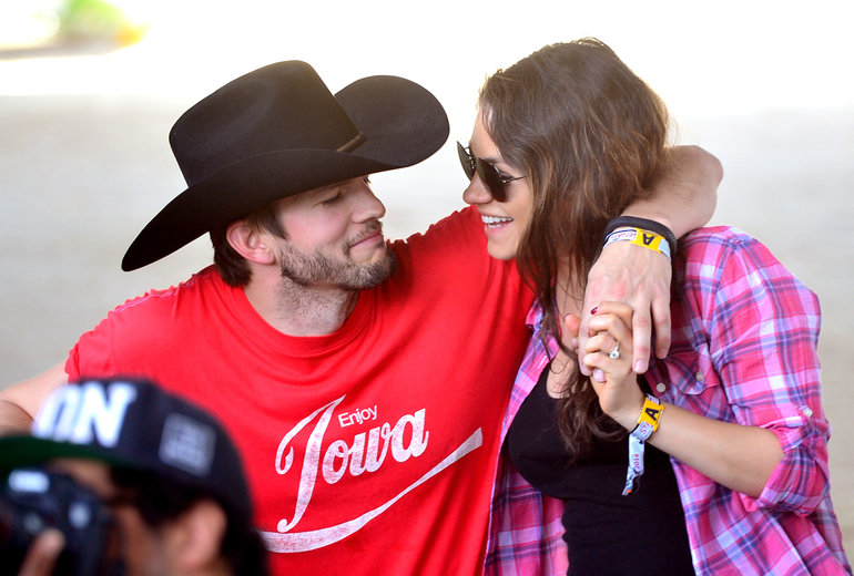 Ashton Kutcher & Mila Kunis