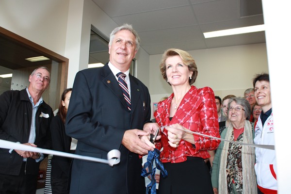 Don Randall and fellow WA MP Julie Bishop. Source