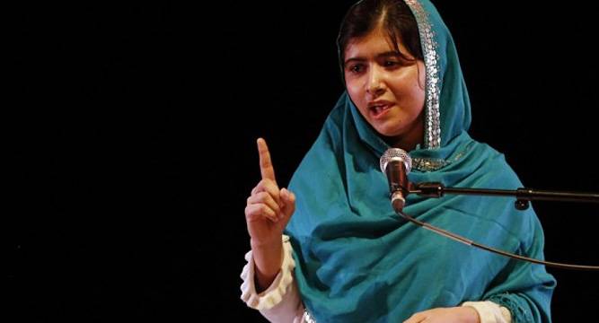 Malala asks world leaders to choose books over bullets