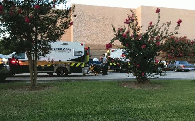 AP Shooting at Louisiana Theater Leaves 2 Dead Including Gunman story image