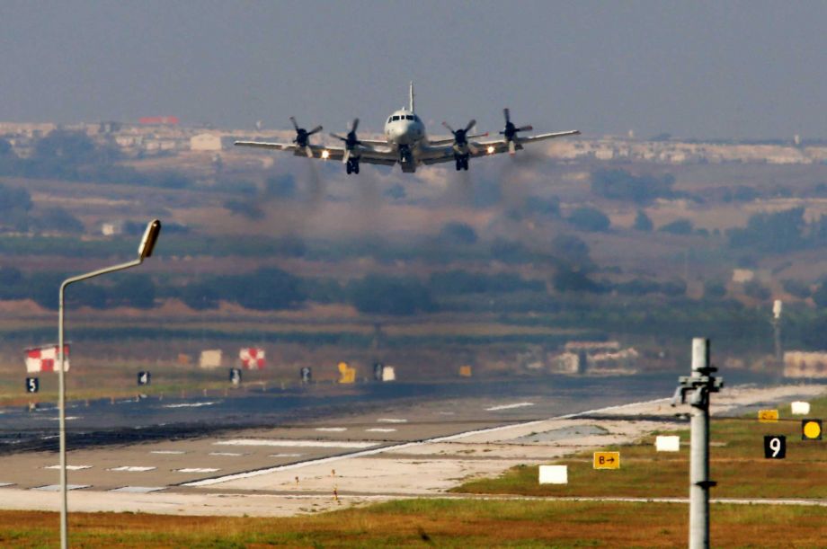 A United States Navy aeroplane about to land at the Incirlik Air Base in the outskirts of the city of Adana southern Turkey Wednesday