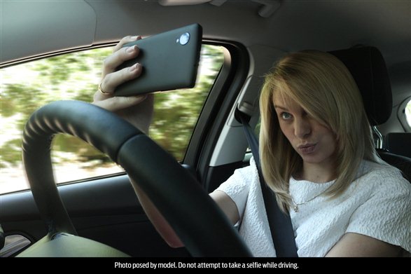 One in five young drivers take selfies at the wheel with others making video