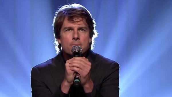 Tom Cruise Sings 'Cant feel my face&#039 during a Lip Sync Battle on the Tonight Show With Jimmy Fallon