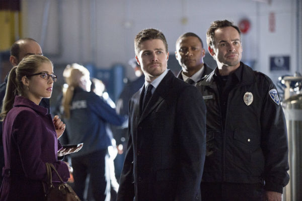 Arrow Oliver Felicity Diggle Detective Lance