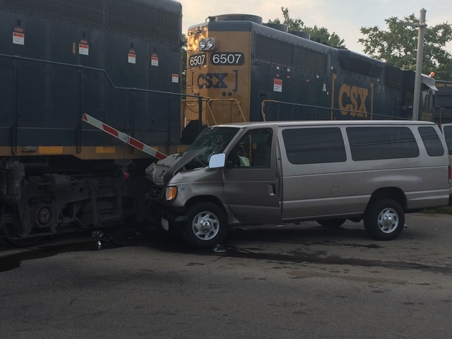 OSP: Several hurt in train-van collision in Middletown