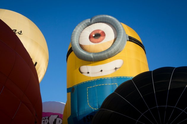 A minion-themed balloon at the fiesta