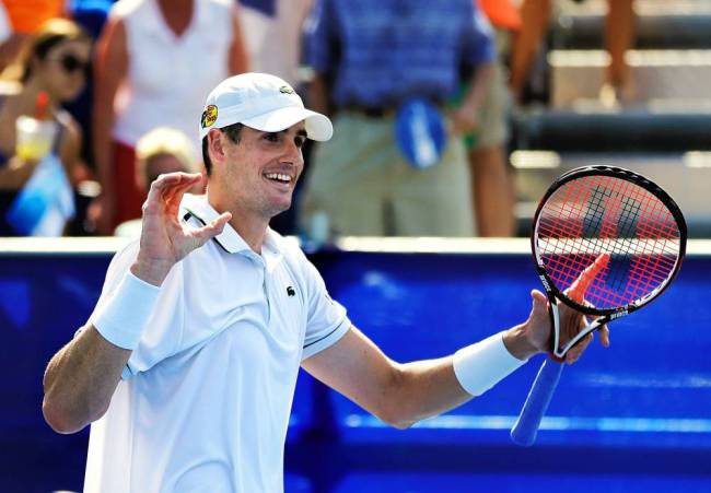 With his best friend a cocker spaniel named Magill in attendance John Isner made it three straight in Atlanta