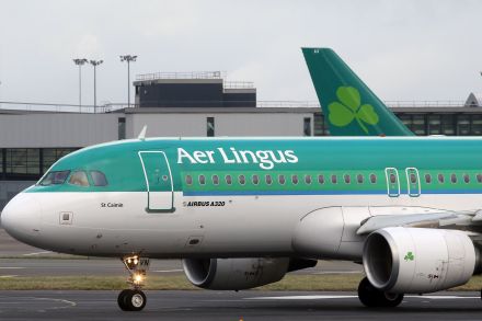 Ireland rugby teams up with airline for a sing song