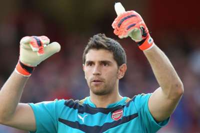 Arsenal goalkeeper Emiliano Martinez set to join Wolves on loan