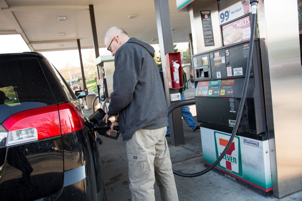 Gas Prices Continue to Drop in Texas as July Ends