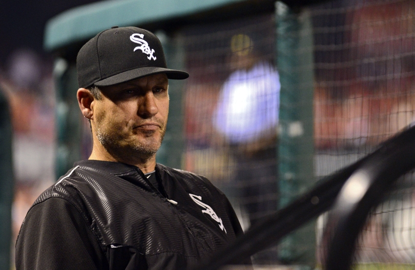 Jun 30 2015 St. Louis MO USA Chicago White Sox manager Robin Ventura looks on as his team plays the St. Louis Cardinals during the eighth inning at Busch Stadium. The White Sox defeated the Cardinals 2-1 in eleven innings. Mandatory Credit Jeff