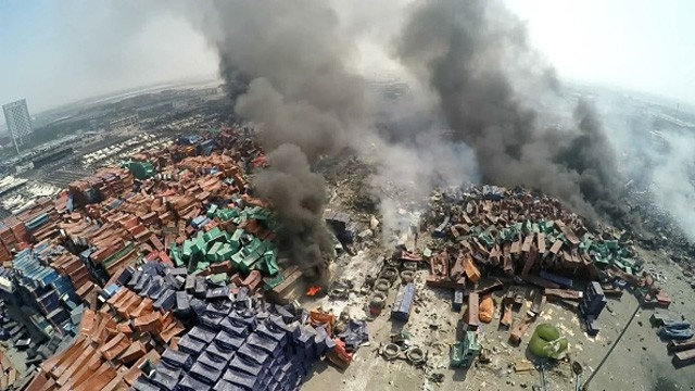 Thunderstorms complicate recovery from Tianjin port blasts