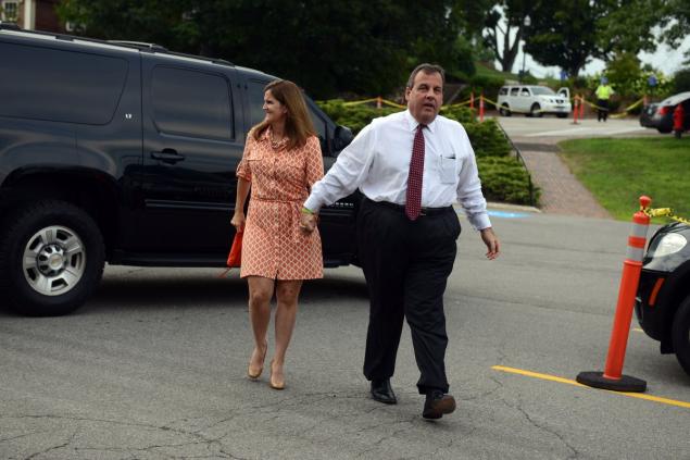 Chris Christie, Abortion Foe and Catholic, Says He Used Birth Control