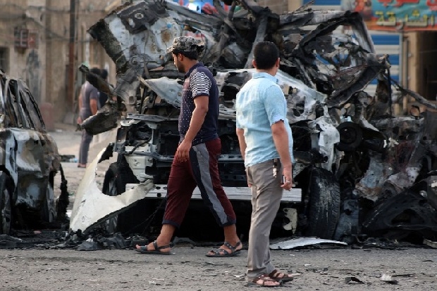 Baquba bomb: Deadly blast hits Iraq city