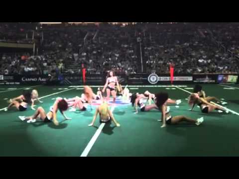 WATCH: Lineman-sized dancer gets crazy at arena football game