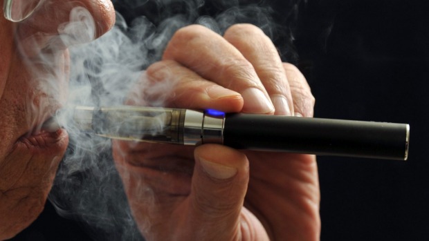 Ecigarettes are less harmful than tobacco and can help quit smoking says UK Helath Agency

 0