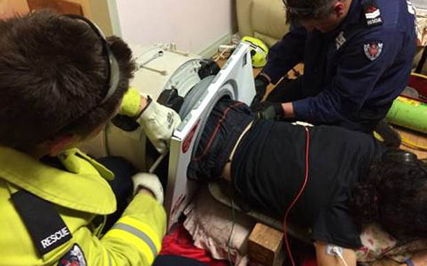 Man becomes trapped in top-loader washing machine for 3 hours in Sydney Australia