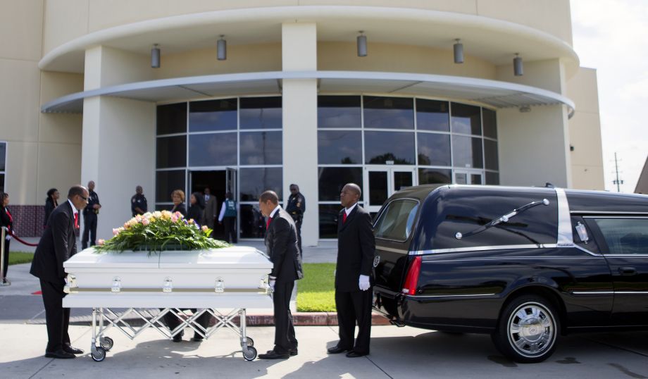 A hearses arrive at Fallbrook Church Monday Aug. 17 2015 carrying the caskets of a couple and six children killed in an Aug. 8 mass shooting in Houston. David Conley the father of one of the children faces capital murder charges from the shooting. K