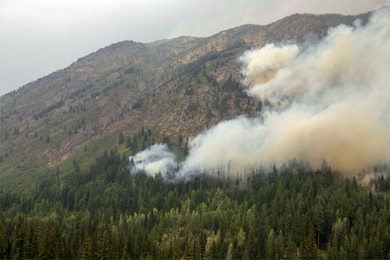 Wildfires force new evacuation orders in Washington state