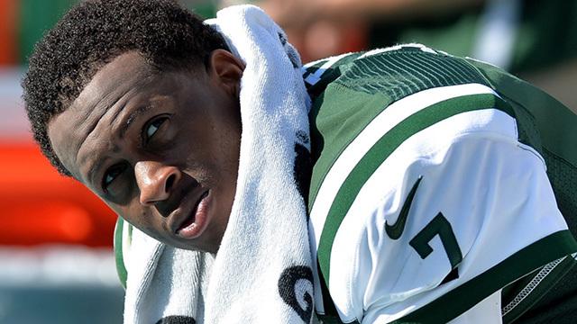 Geno Smith will be sidelined for 6-10 weeks with a broken jaw