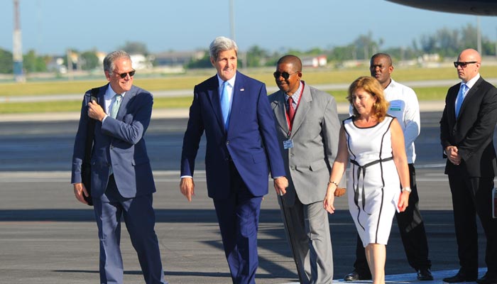 Kerry presides over raising of flag at US embassy in Cuba