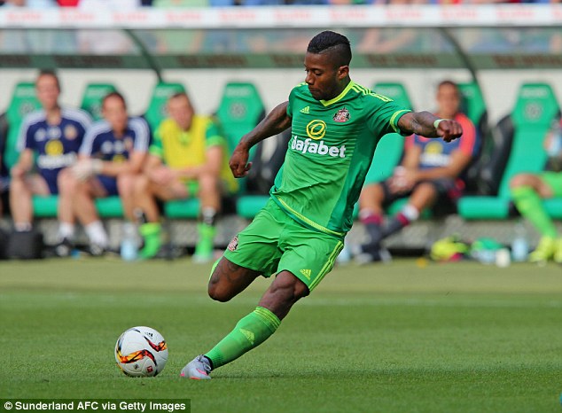 Jeremain Lens is set to make his Sunderland debut away to Leicester on Saturday following his £8m move