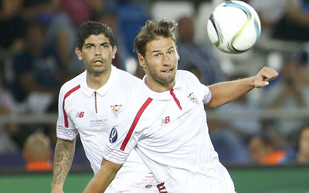 Arsenal transfer news Arsène Wenger weighing up £22million bid for Sevilla midfielder Grzegorz Krychowiak