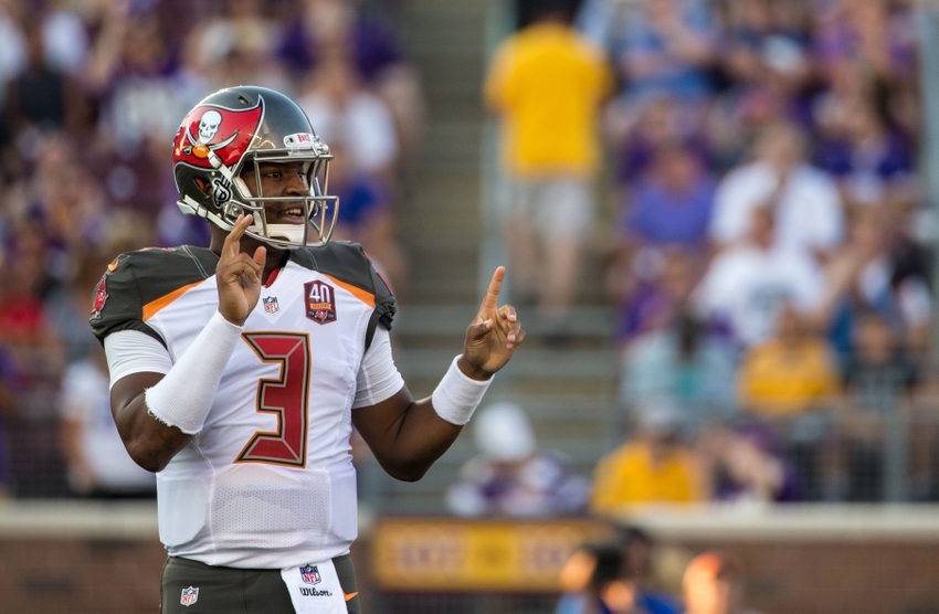 Jameis Winston scores first NFL touchdown