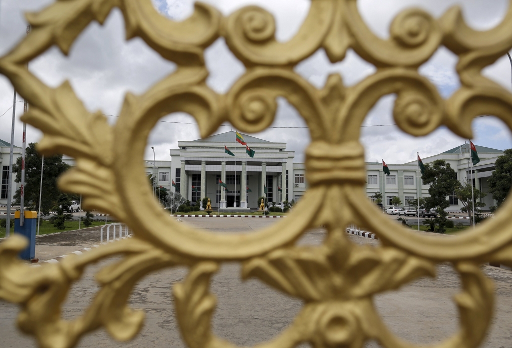 Myanmar's powerful ruling party chief Shwe Mann has been ousted from his post party members said today apparently after losing a power struggle with President T