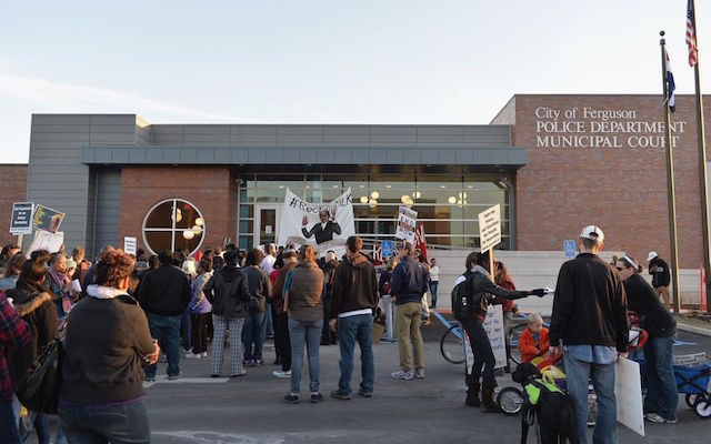 Judge overhauls Ferguson, Mo., city court