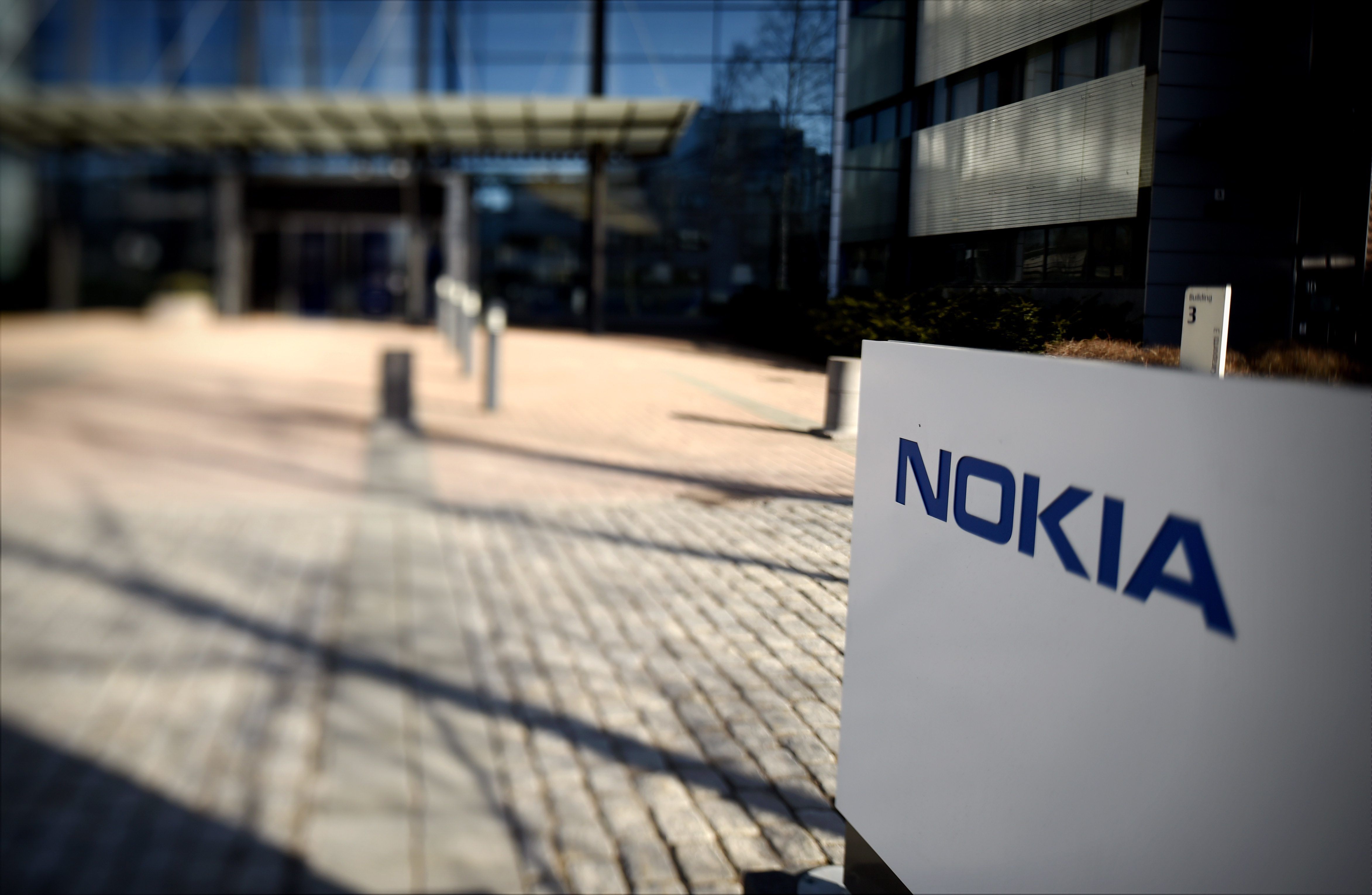 Nokia to make smartphone comeback